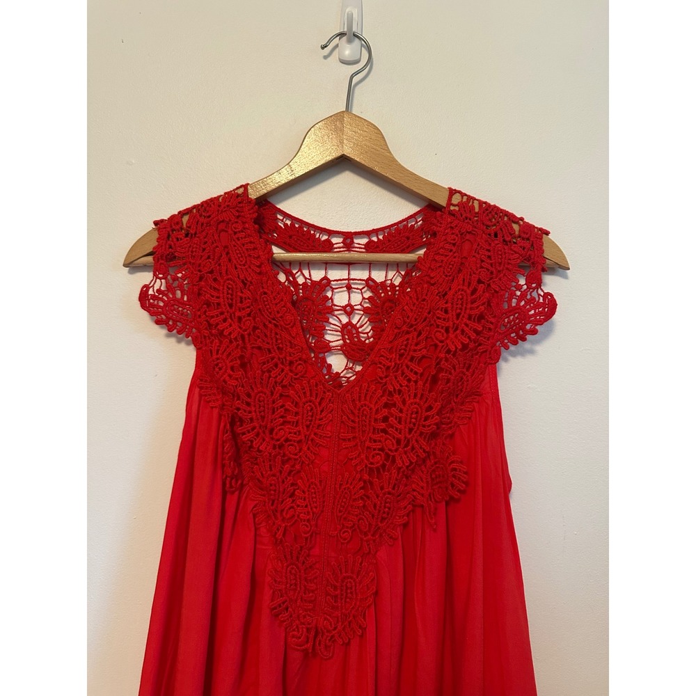 NWT Ya Los Angeles Red Crochet Lace Boho Mini Dress Sleeveless V-Neck | Medium - Picture 2 of 9